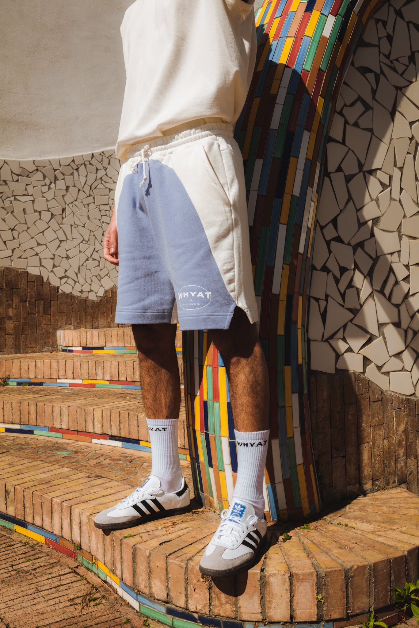 WHYAT SHORTS CIRCLE LOGO -LAVANDER/WHITE