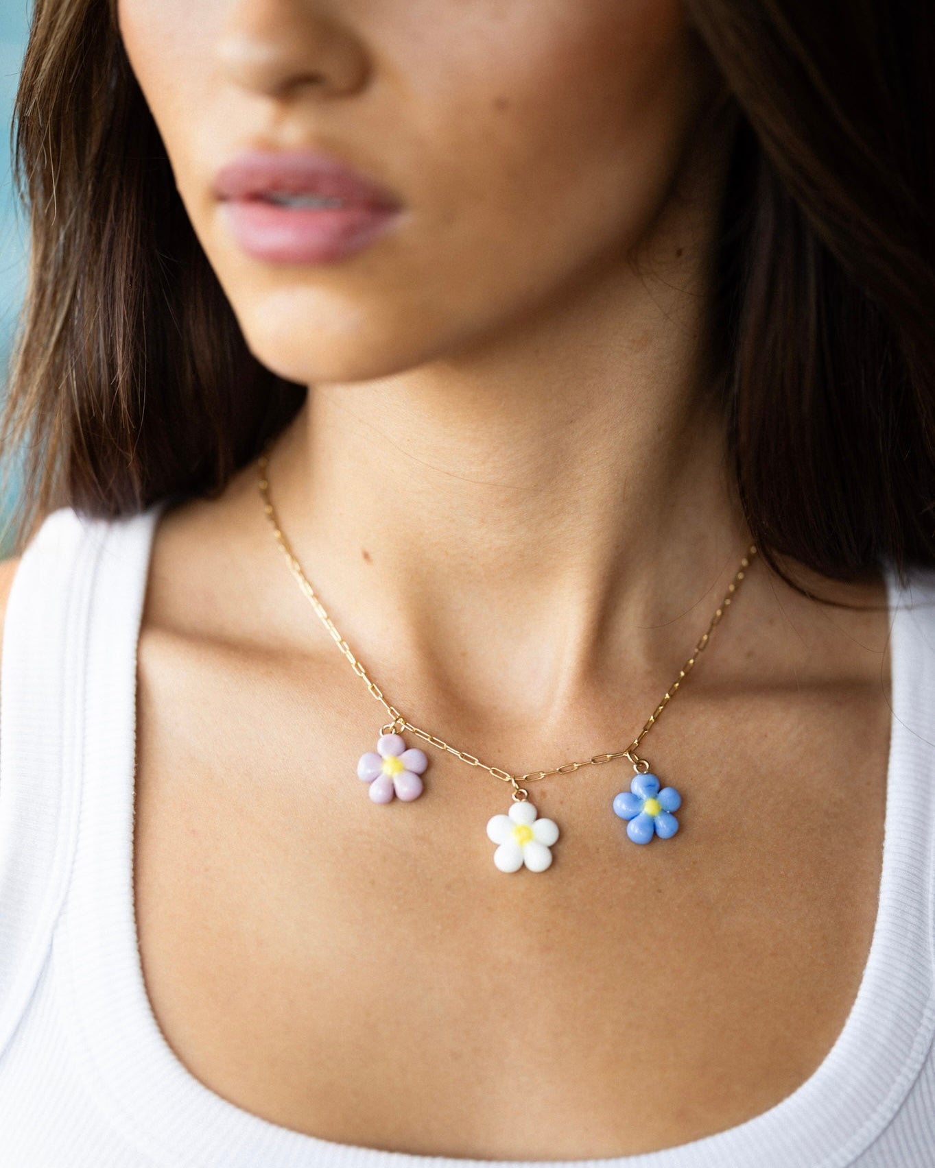 WHYAT daisies necklace