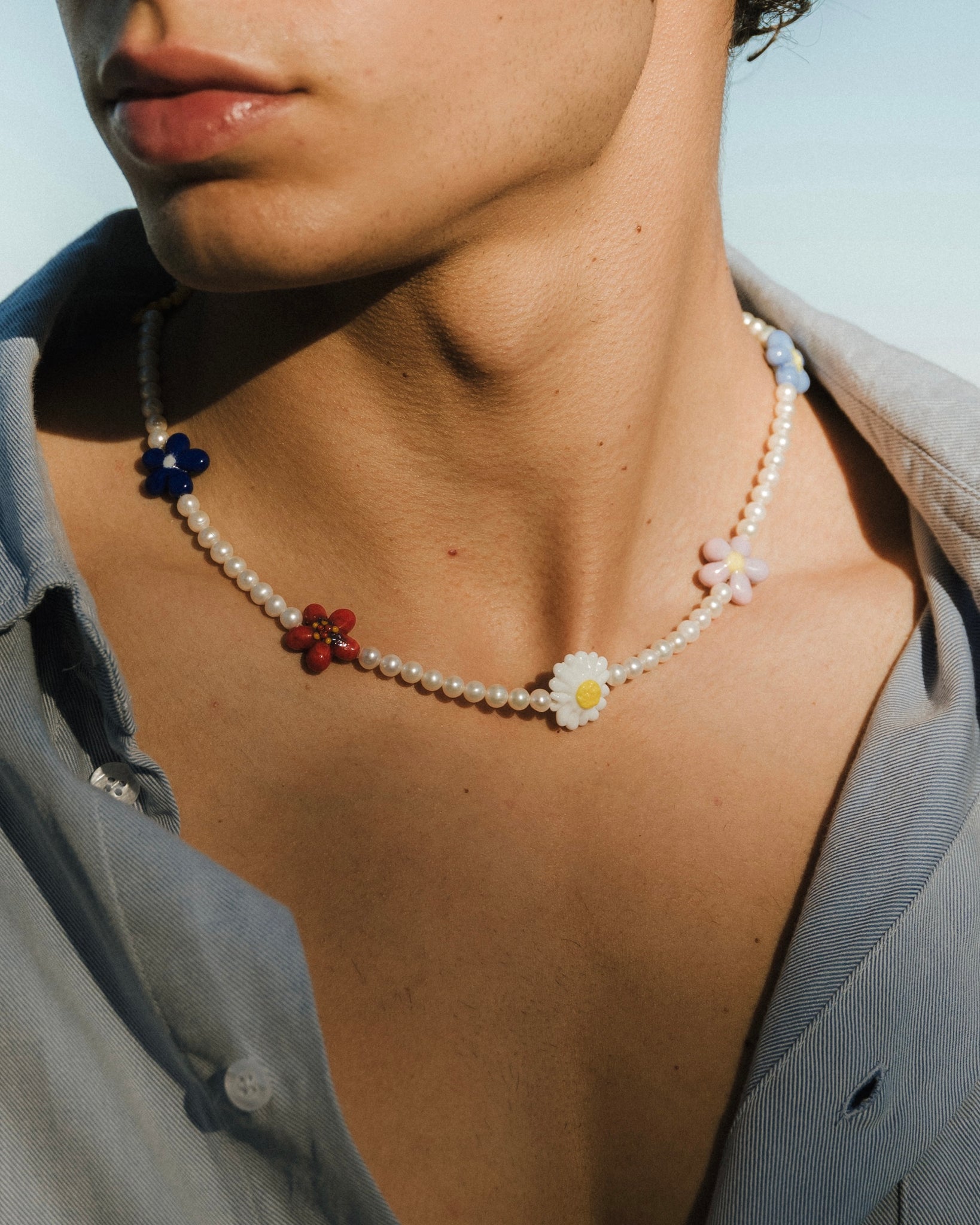  Necklace with Flowers