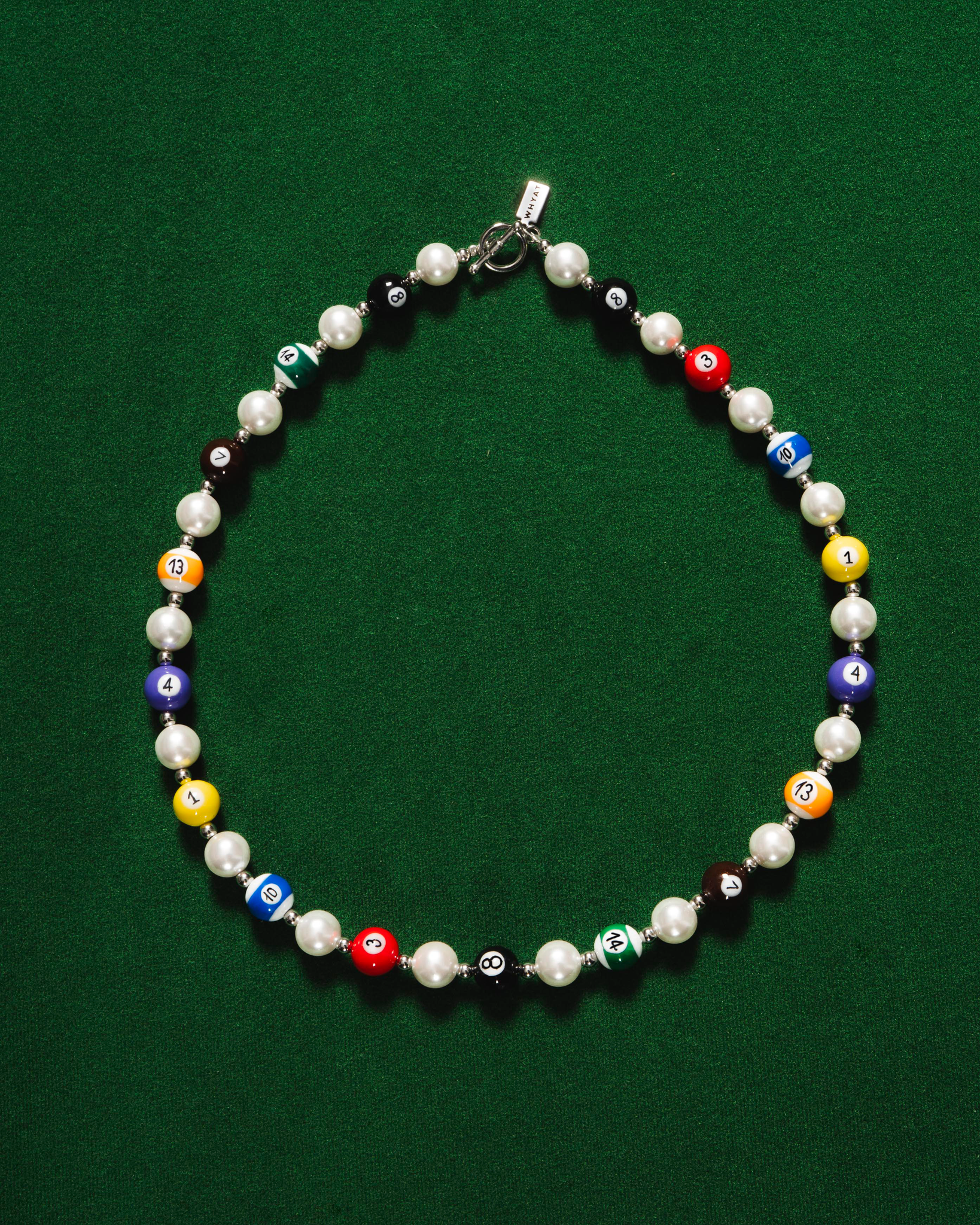 Billiards pearl necklace 